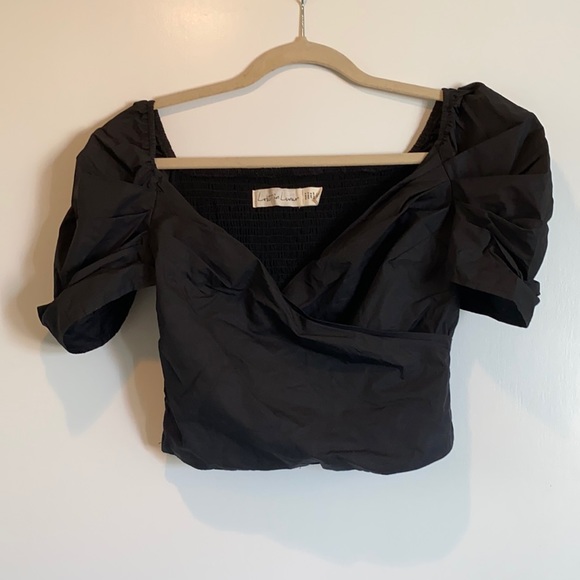 Off-the shoulder puffed sleeve blouse - Picture 1 of 5